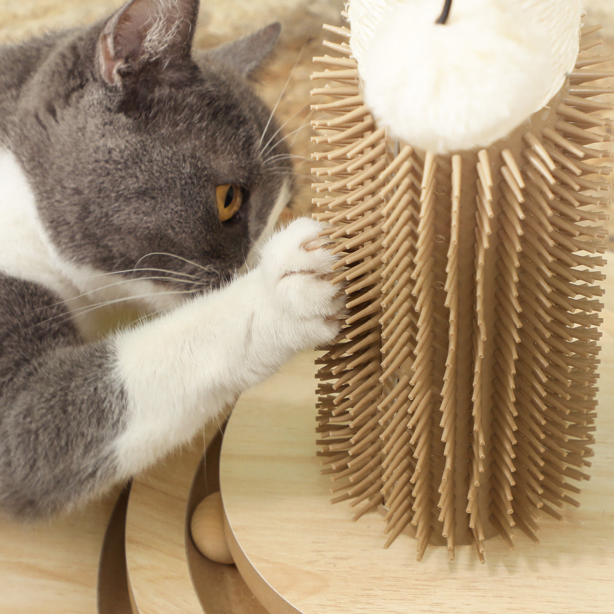 Five-in-one cat scratching post – image 1