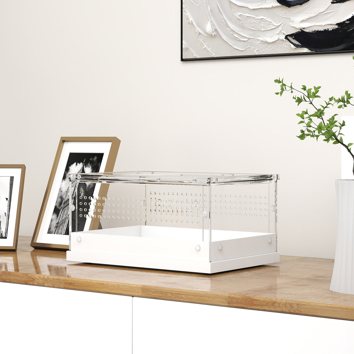 Compact acrylic reptile terrarium – image 2