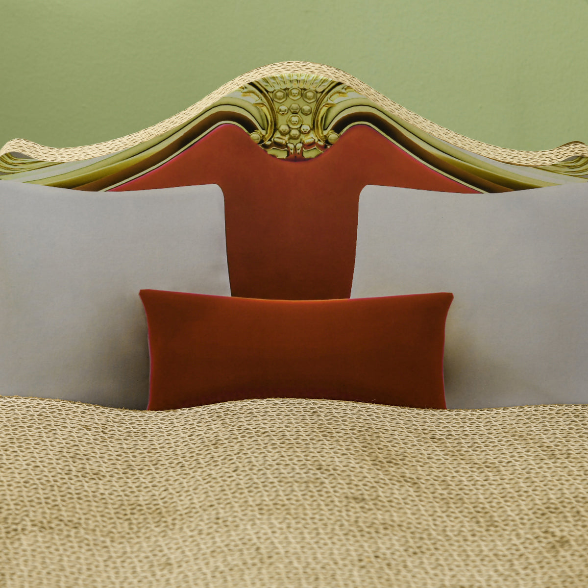 Cardboard cat scratcher sofa bed – image 1