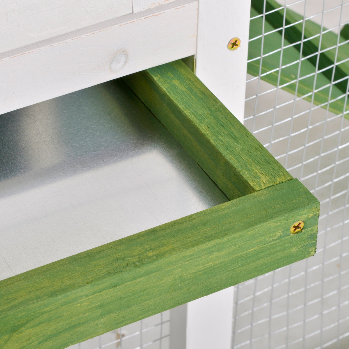 Rabbit hutch and run – image 1