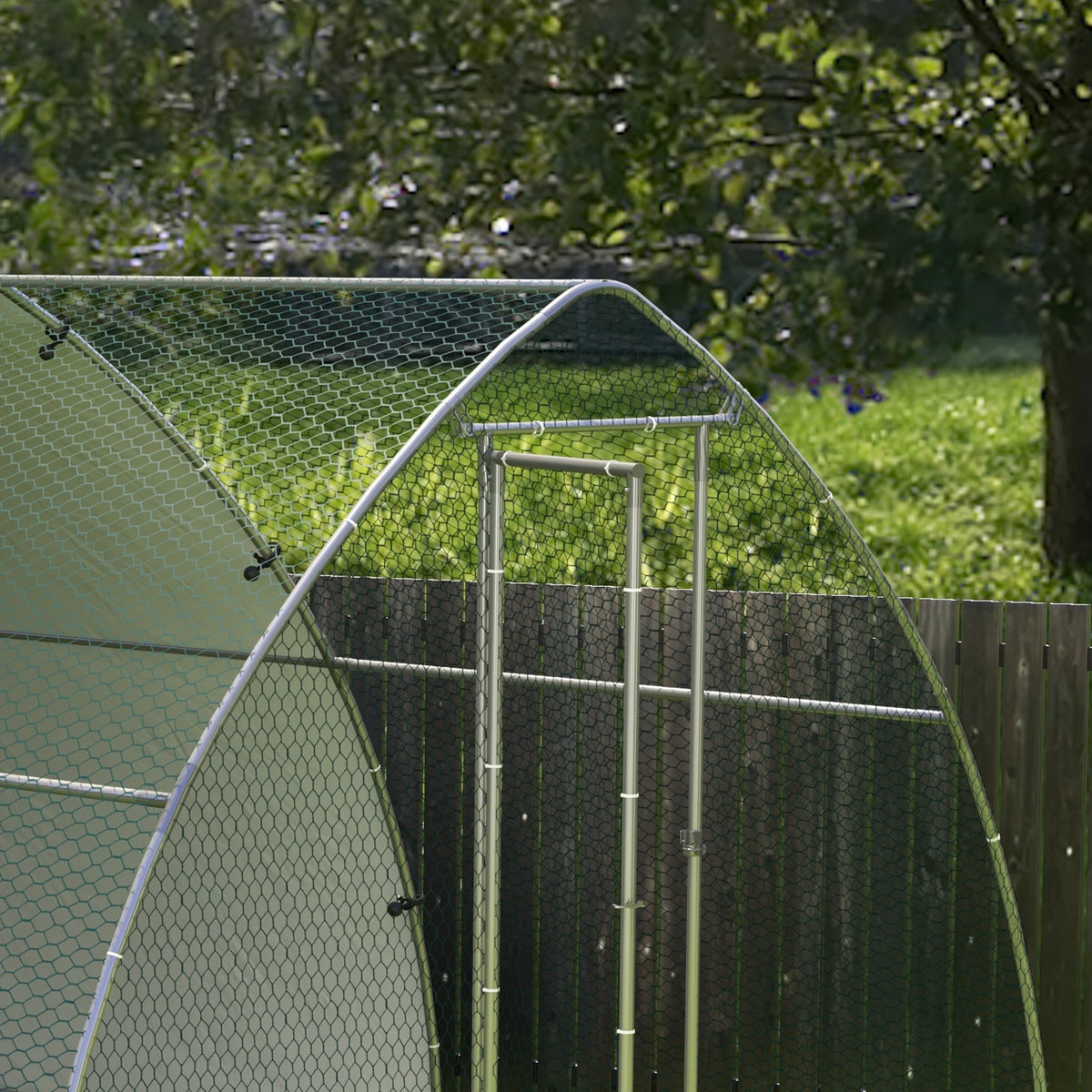 Galvanised outdoor chicken coop – image 2