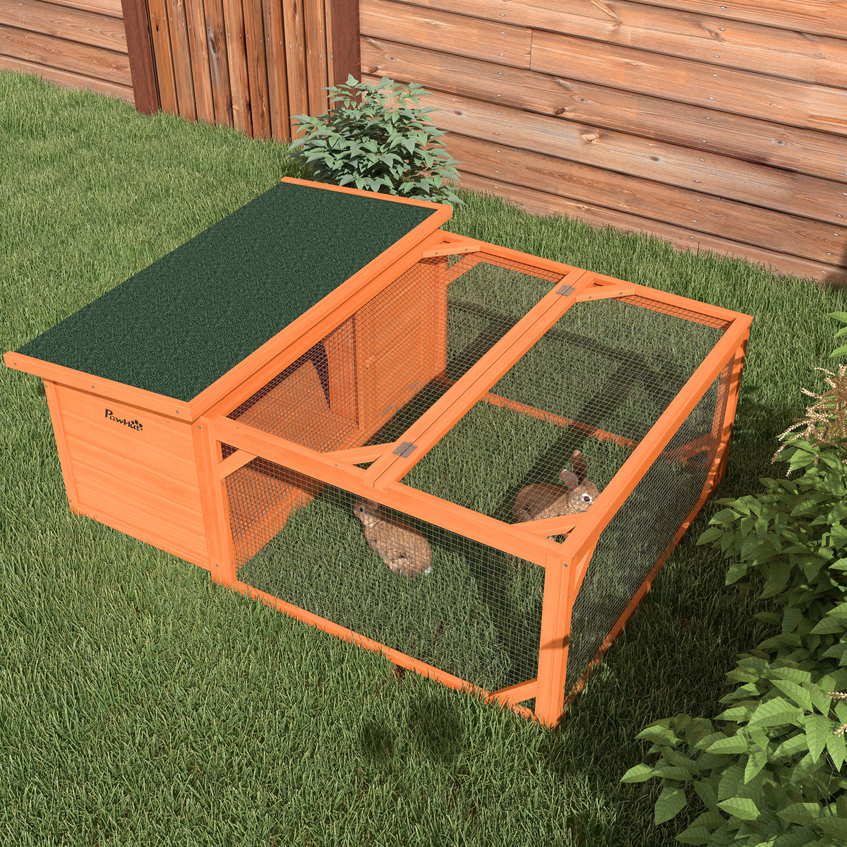 Raised rabbit and guinea pig hutch with run – image 2
