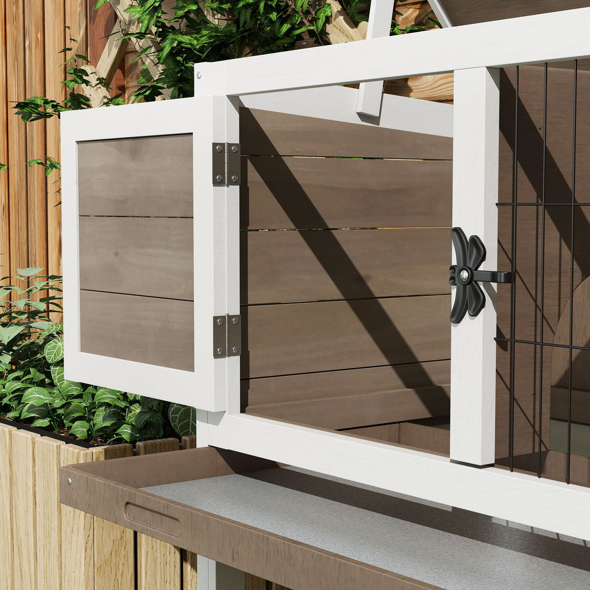 Brown wooden guinea pig hutch – image 3