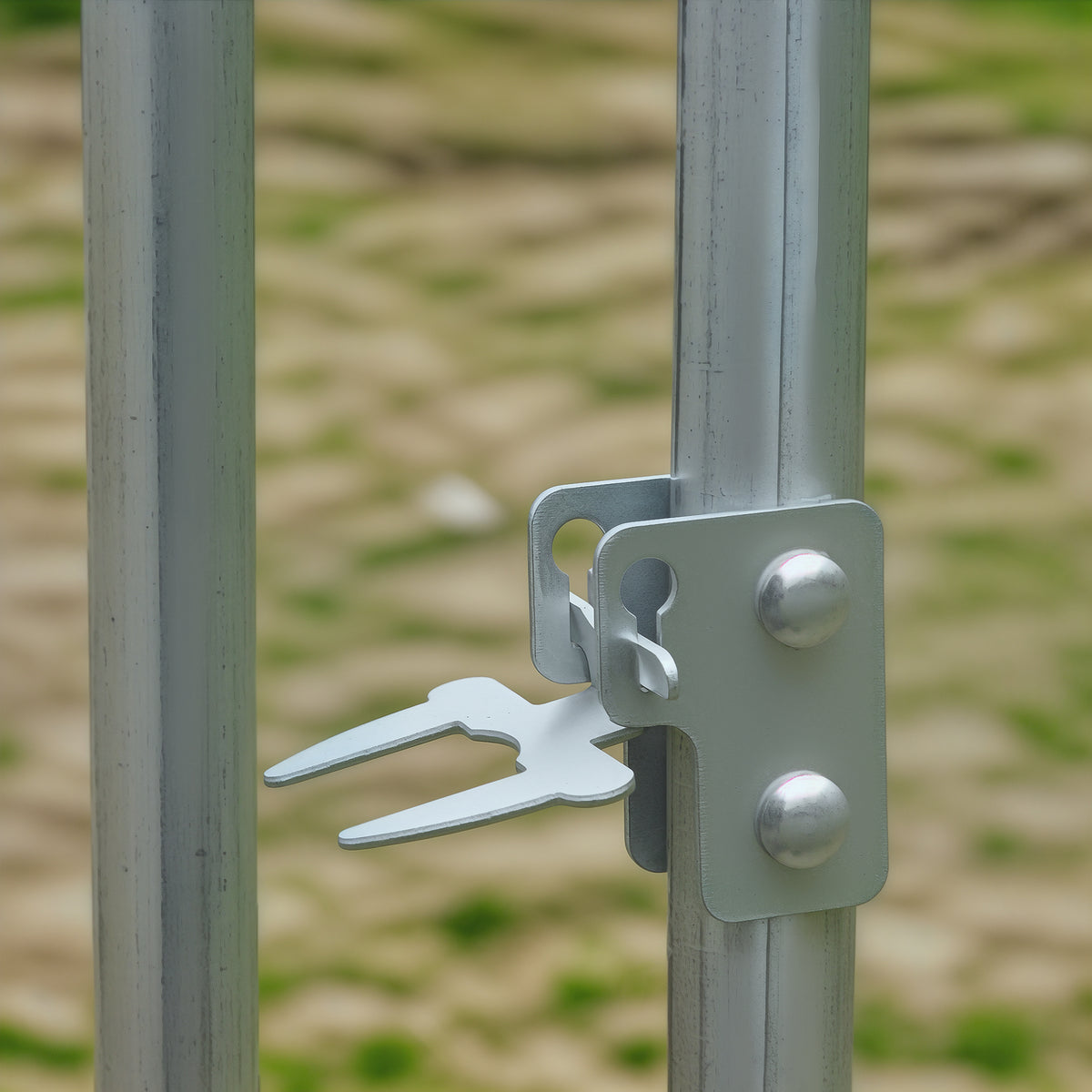 Walk-in galvanised chicken run – image 3