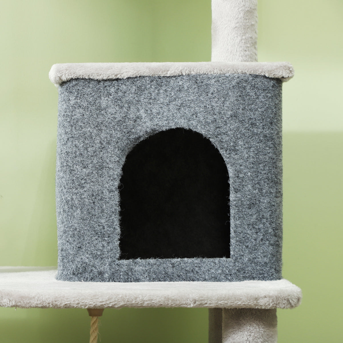 Light grey 132cm cat tree – image 1