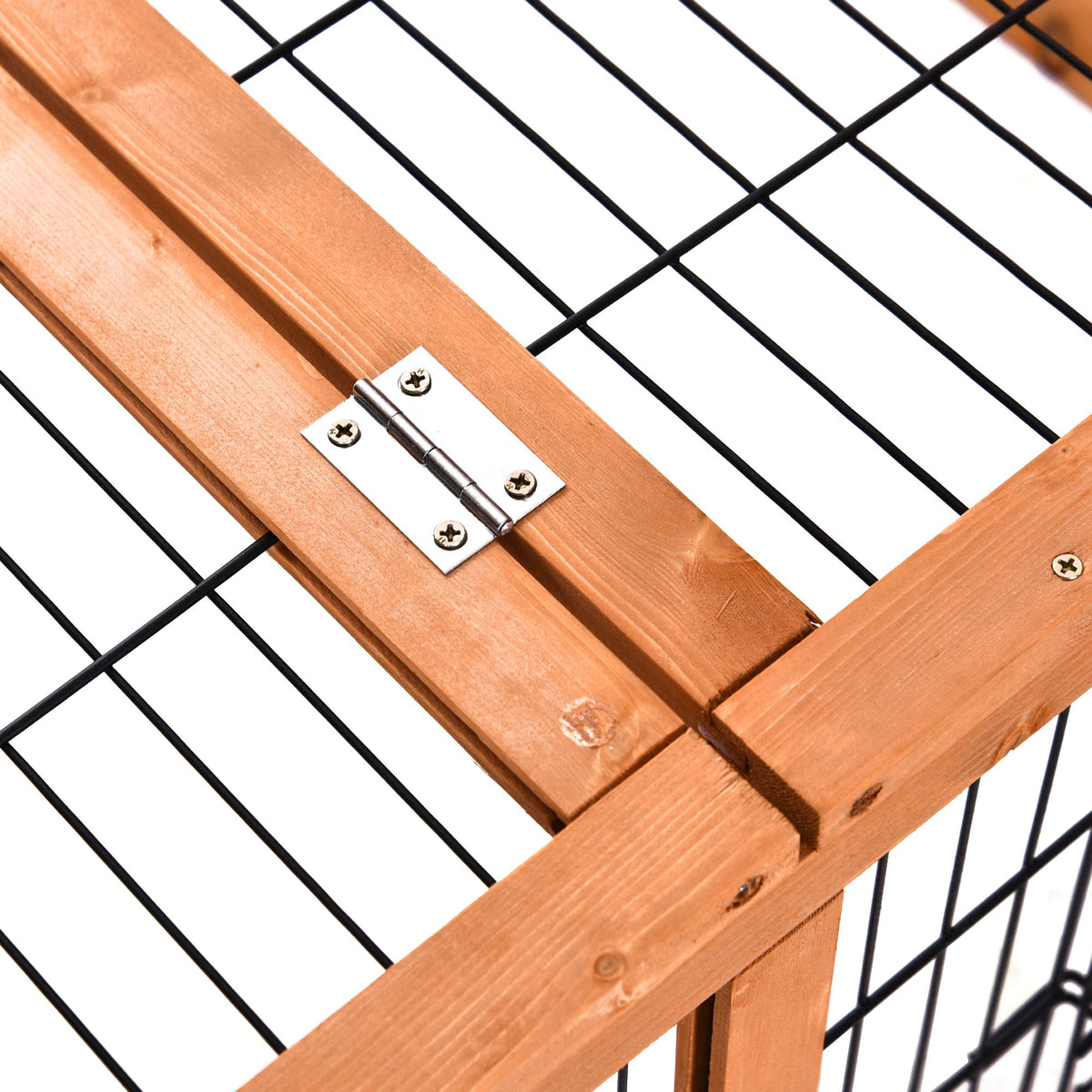 Rabbit hutch with run – image 1