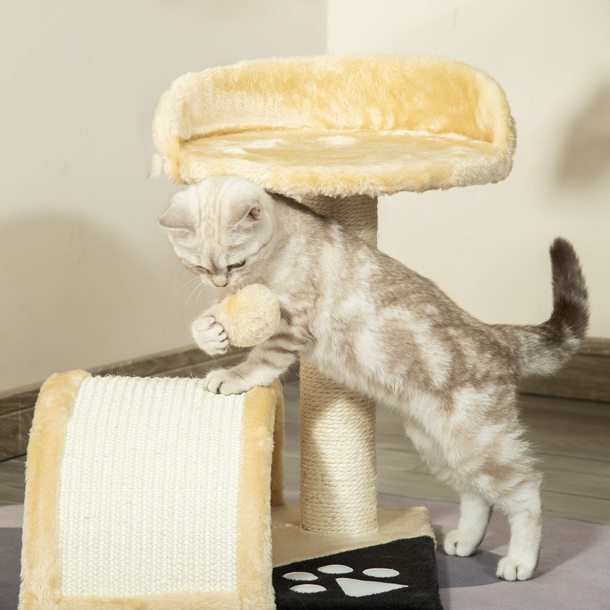 Beige cat tree – image 2