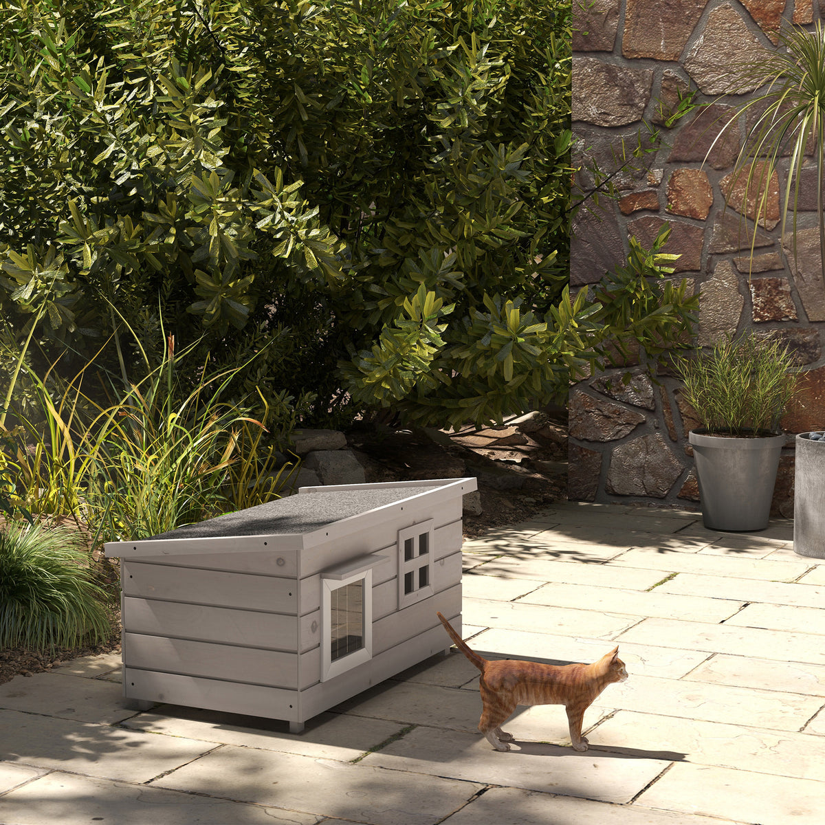 Raised wooden outdoor cat house – image 3